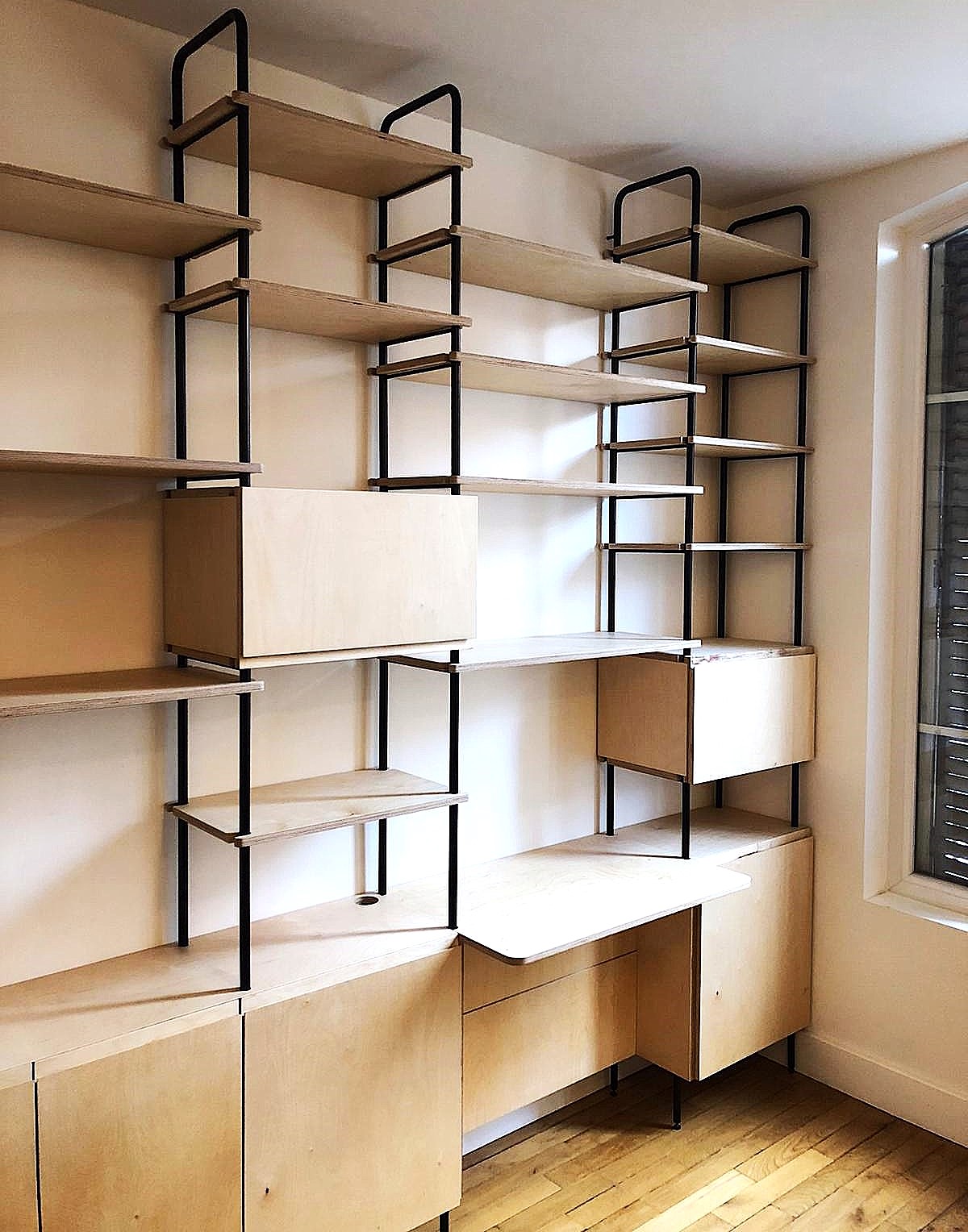Structure Bibliothèque – Echelles en tube acier coudé
